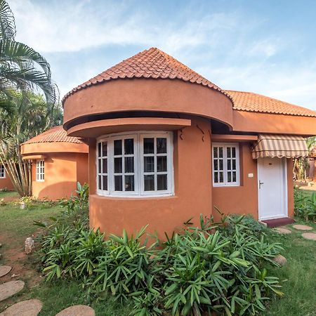 Vijayshree Resort, ハンピ エクステリア 写真