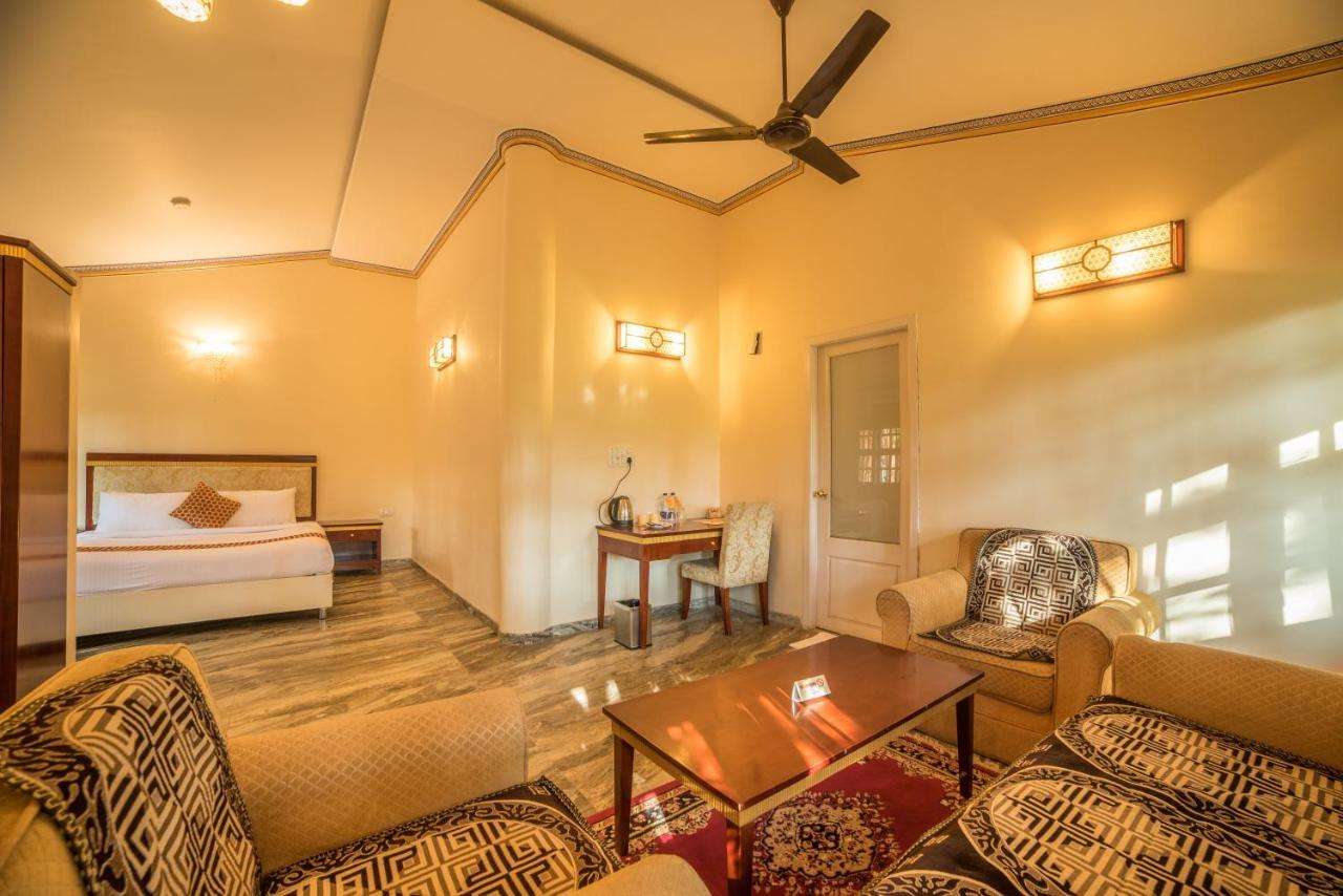 Vijayshree Resort, ハンピ エクステリア 写真