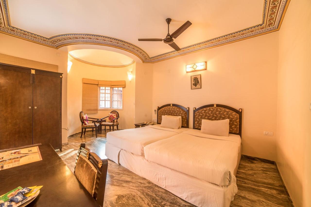 Vijayshree Resort, ハンピ エクステリア 写真