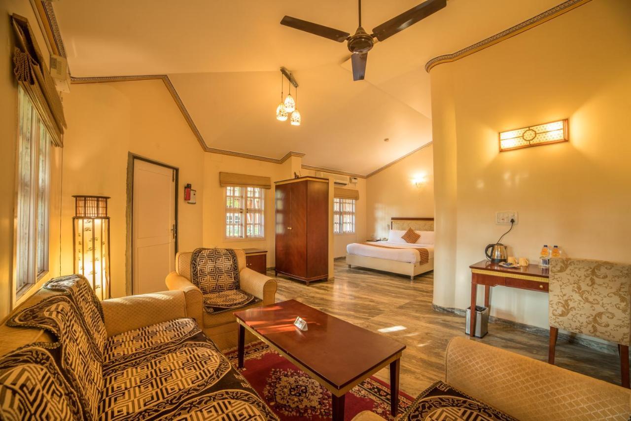 Vijayshree Resort, ハンピ エクステリア 写真