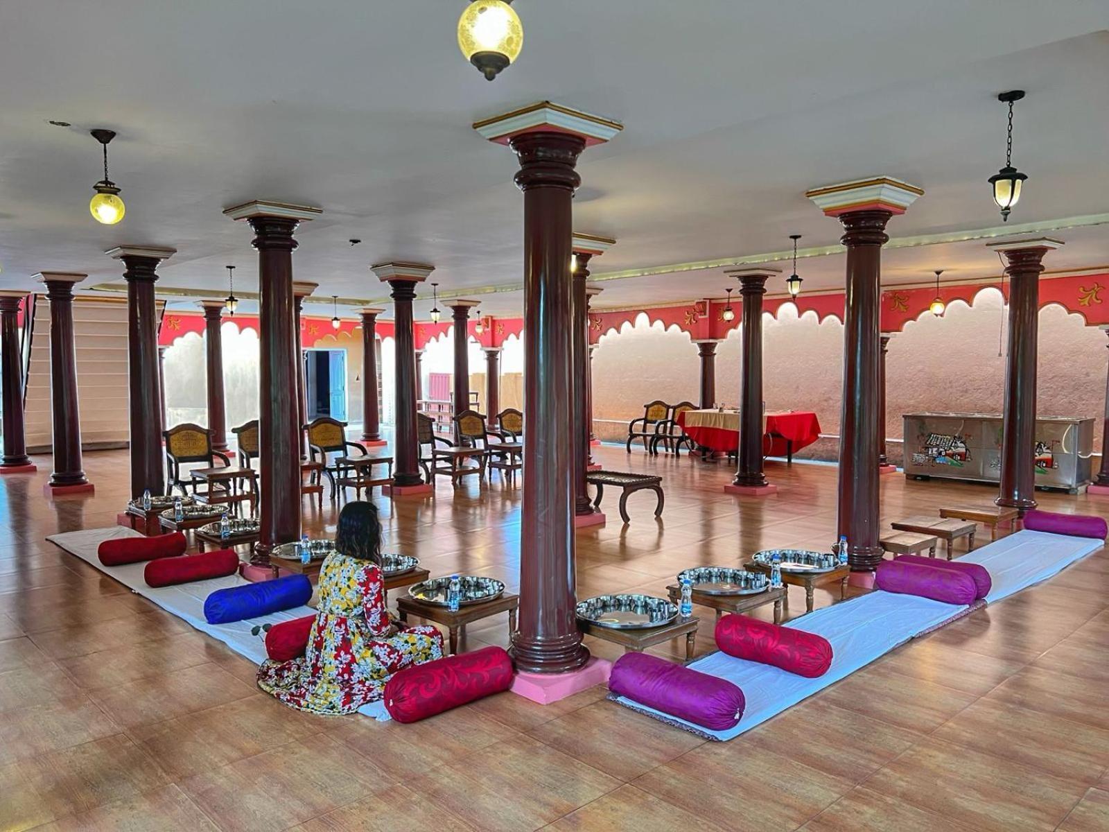 Vijayshree Resort, ハンピ エクステリア 写真